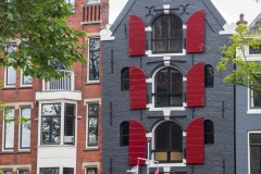 Amsterdam_Townhouse.jpg